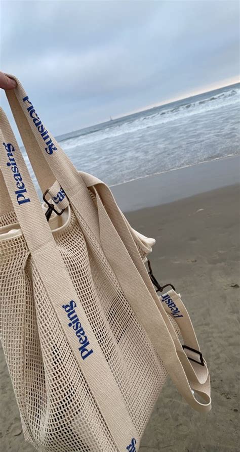 aesthetic beach bag.